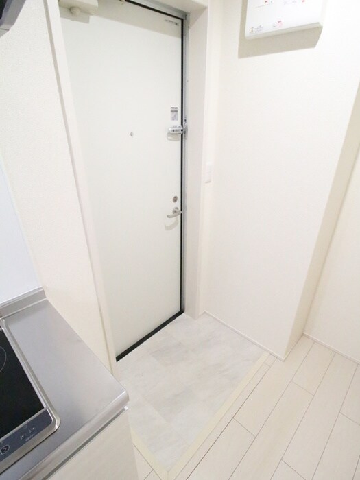 物件内観写真17　(玄関)