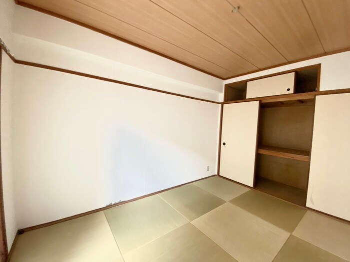 物件内観写真11　(居室)