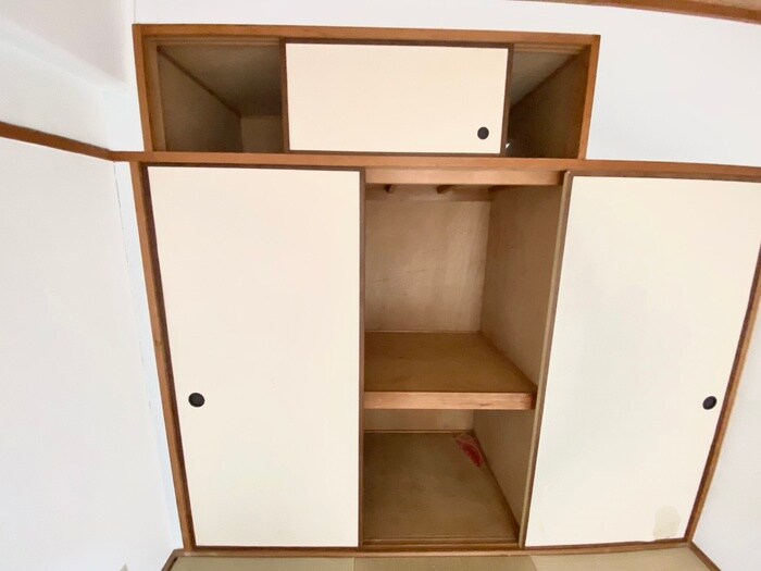 物件内観写真12　(収納)