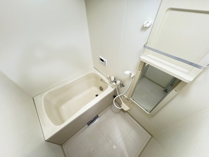 物件内観写真9　(バス／シャワールーム等)