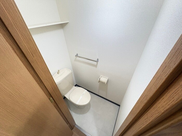 物件内観写真12　(トイレ)