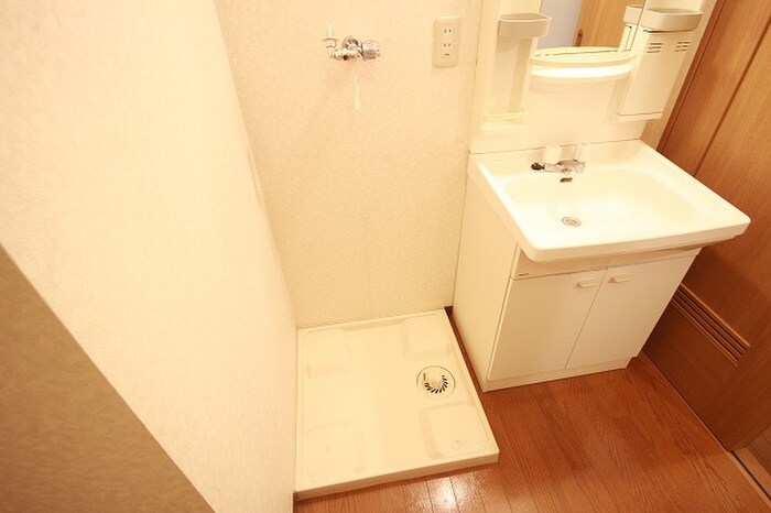 物件内観写真19　(洗濯機置場)