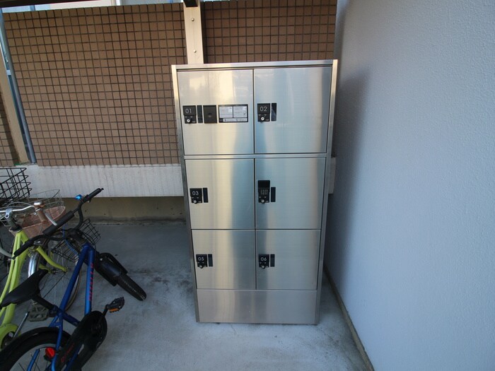 物件外観写真4　(建物設備)