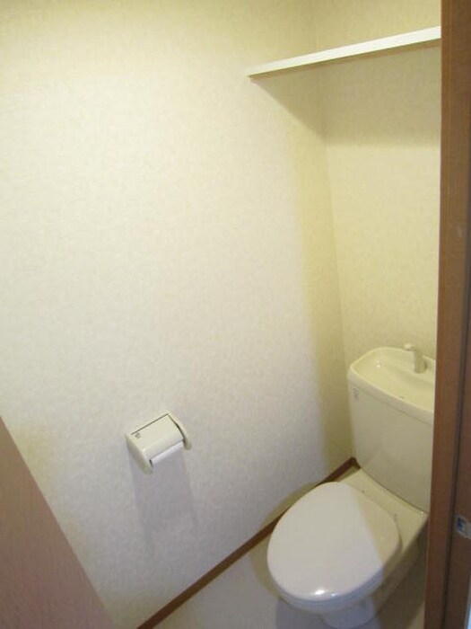 物件内観写真15　(トイレ)