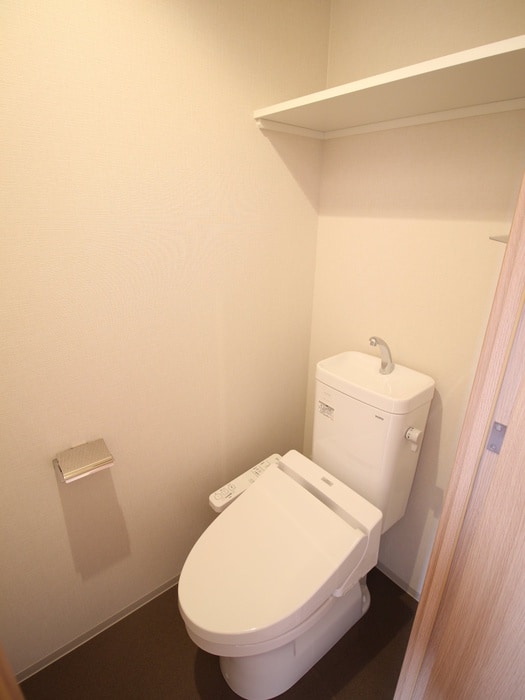物件内観写真9　(トイレ)