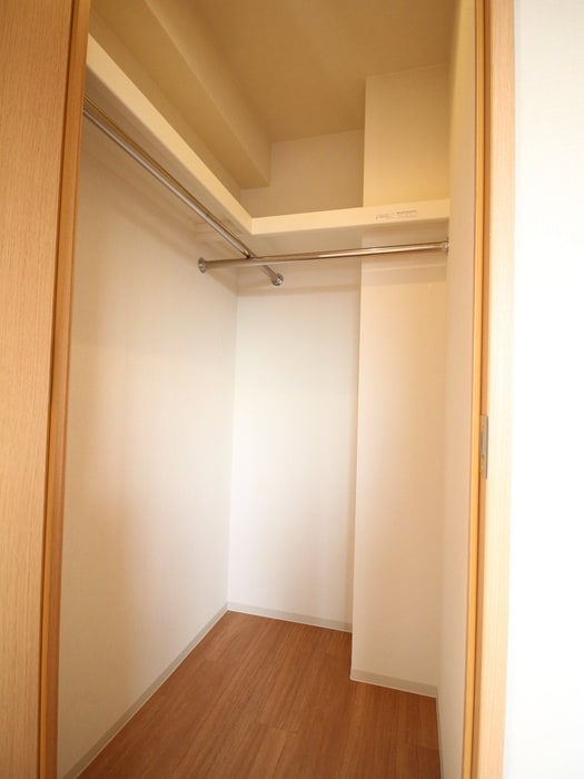 物件内観写真11　(収納)