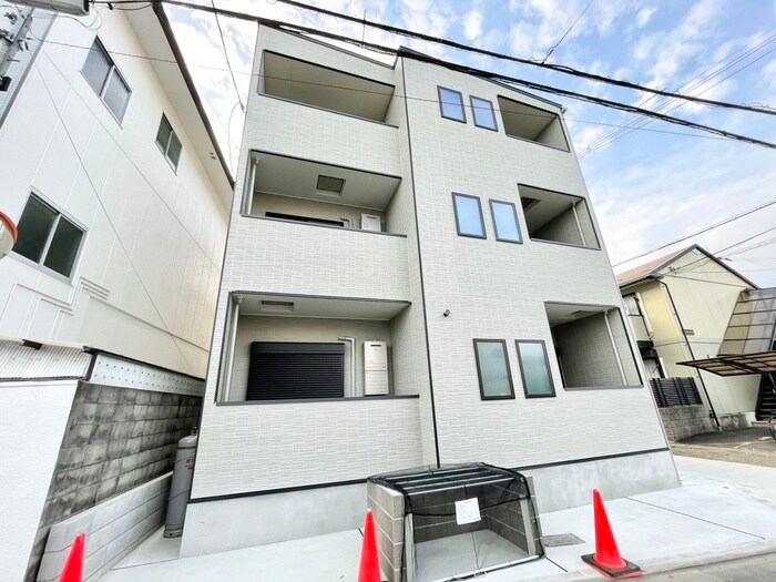 物件外観写真1　(外観写真)