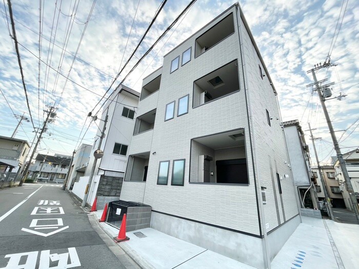 物件外観写真2　(外観写真)