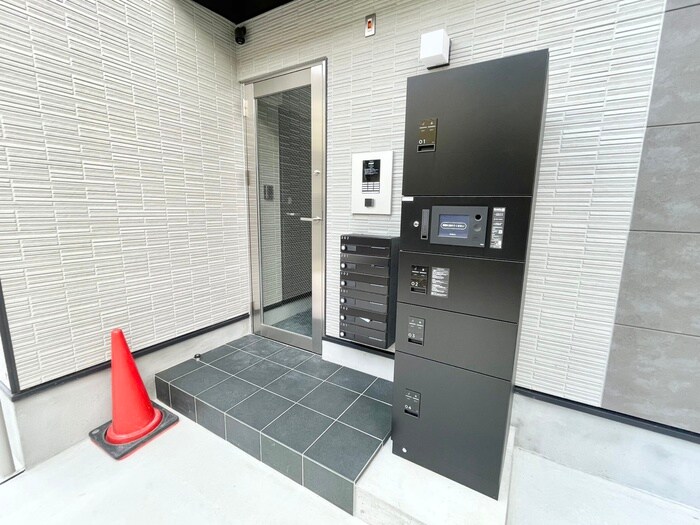 物件外観写真4　(建物設備)