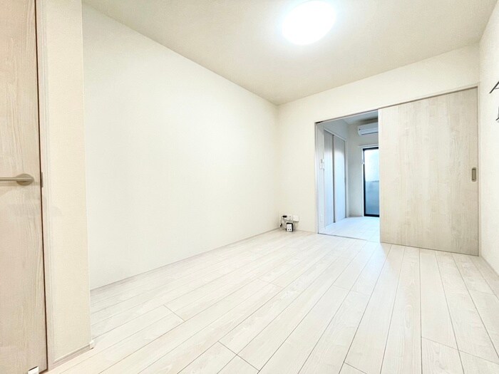 物件内観写真10　(居室)