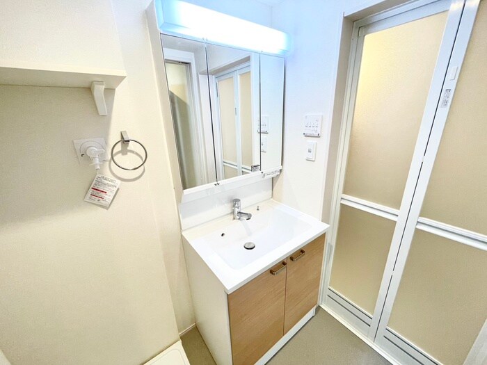 物件内観写真16　(洗面)