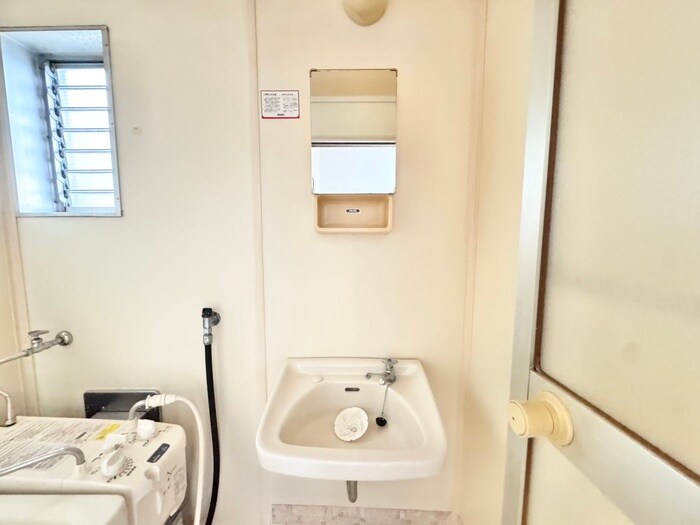 物件内観写真5　(洗面)