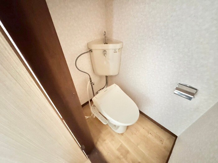 物件内観写真6　(トイレ)