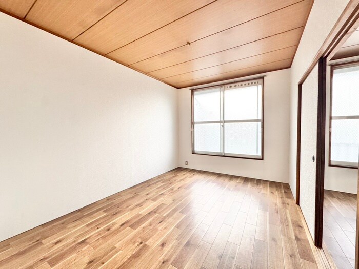 物件内観写真9　(居室)