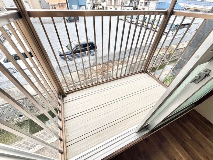 物件内観写真16　(ベランダ・バルコニー)