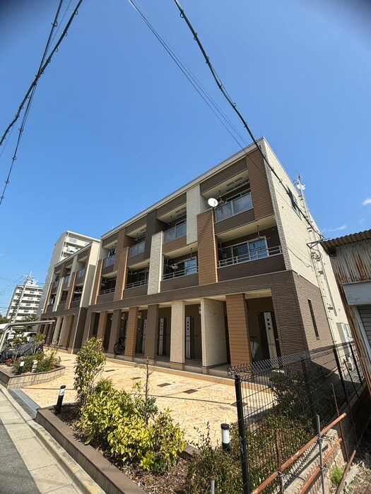 物件外観写真1　(外観写真)