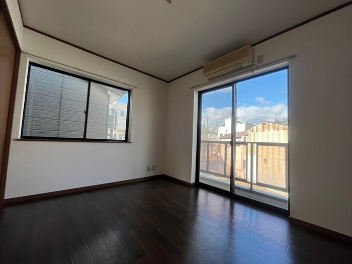 物件内観写真7　(居室)