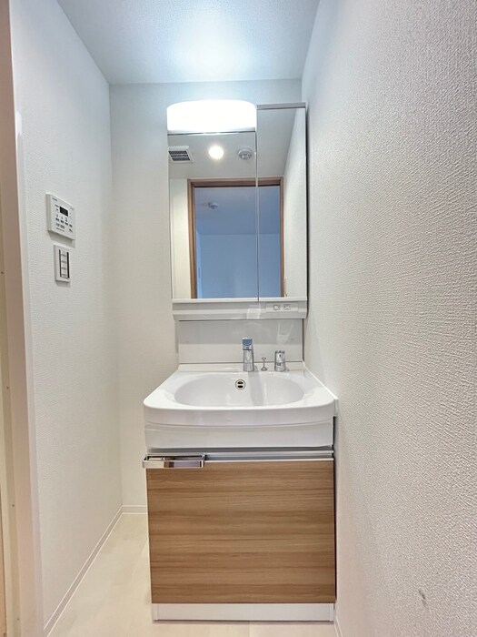 物件内観写真12　(洗面)