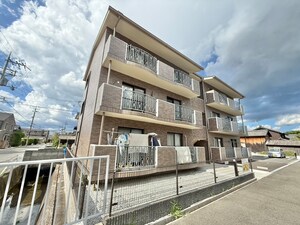 PALETTE+yui外観写真