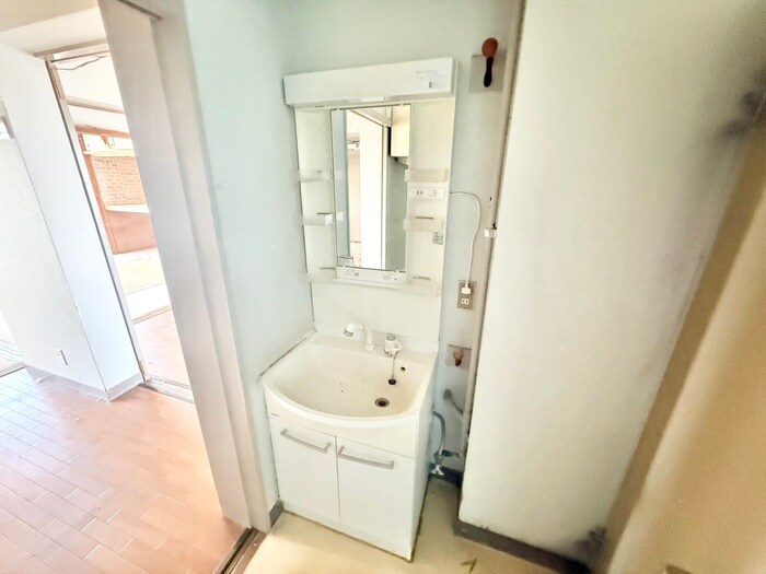 物件内観写真9　(洗面)