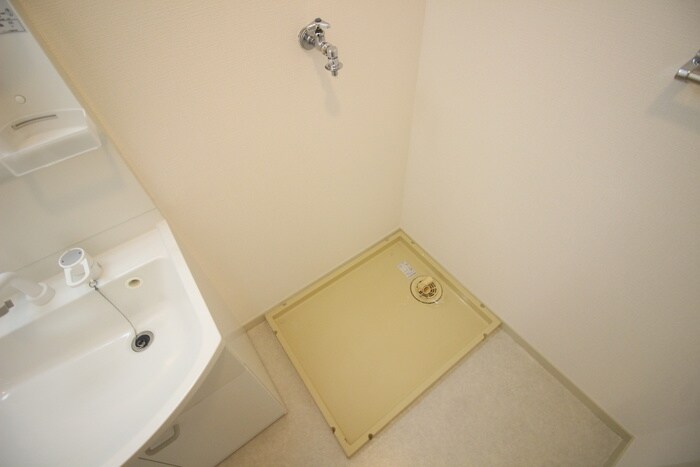 物件内観写真20　(洗濯機置場)