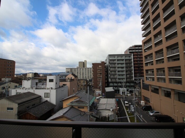 物件内観写真19　(室内からの展望)