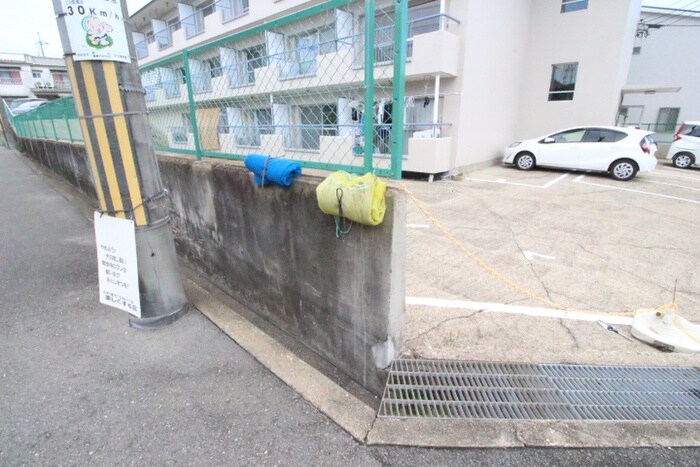 物件外観写真4　(周辺環境)