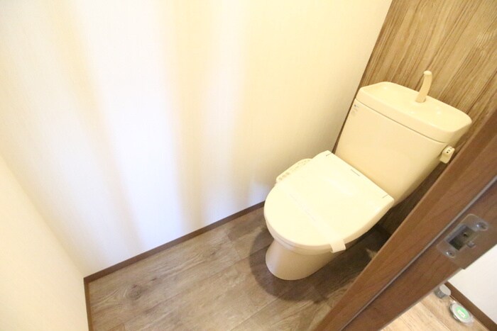 物件内観写真12　(トイレ)
