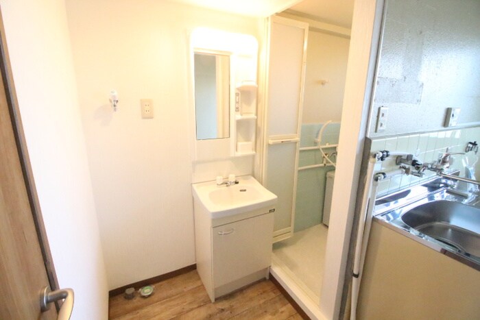 物件内観写真13　(洗面)