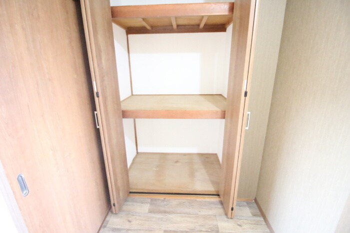 物件内観写真15　(収納)