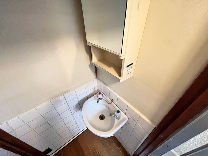 物件内観写真11　(洗面)