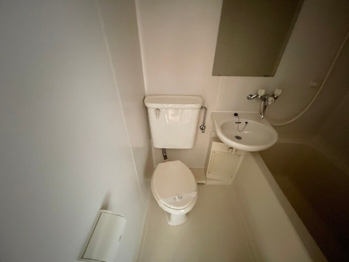 物件内観写真12　(トイレ)