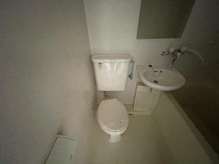 物件内観写真13　(トイレ)