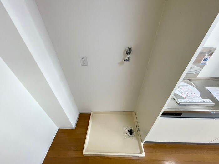 物件内観写真20　(洗濯機置場)