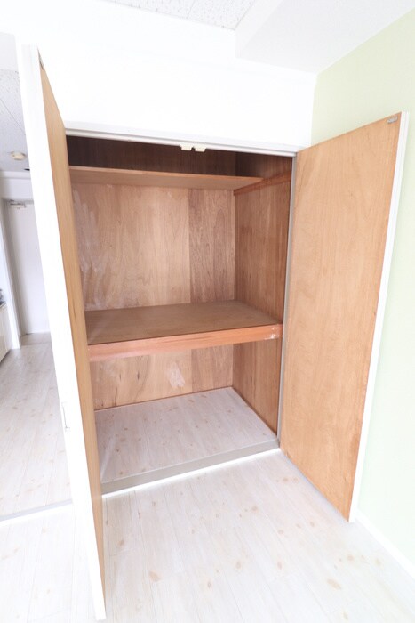 物件内観写真9　(収納)