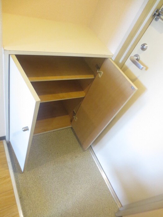 物件内観写真13　(靴箱)