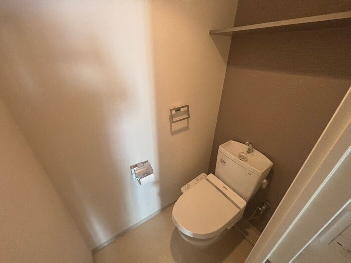 物件内観写真14　(トイレ)
