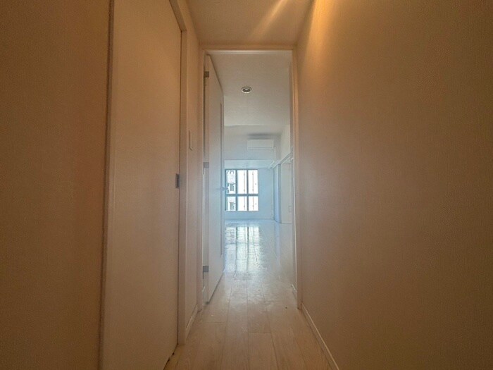 物件内観写真19　(廊下)