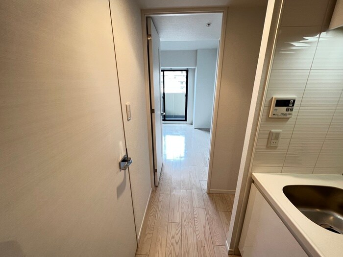 物件内観写真20　(廊下)