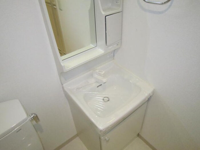 物件内観写真9　(洗面)