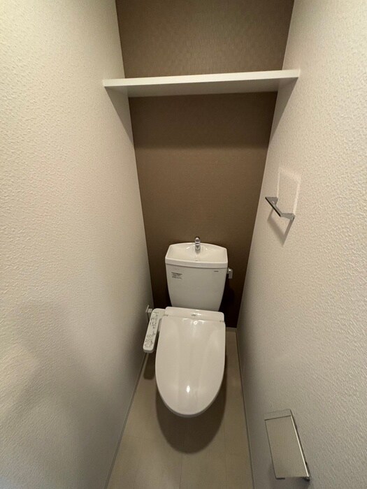 物件内観写真8　(トイレ)