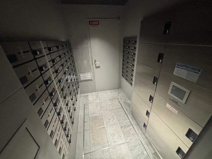 物件外観写真4　(建物設備)