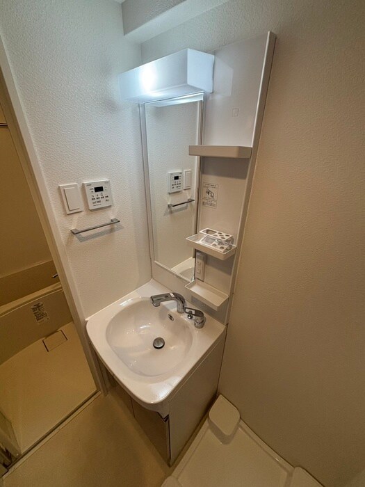 物件内観写真12　(洗面)