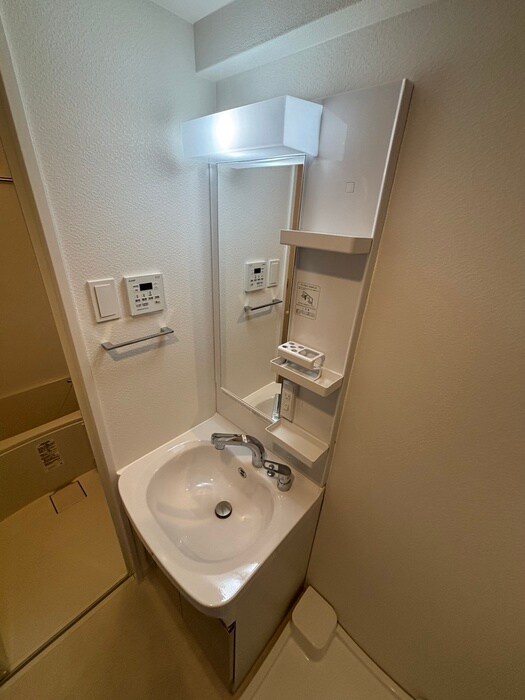 物件内観写真15　(洗面)