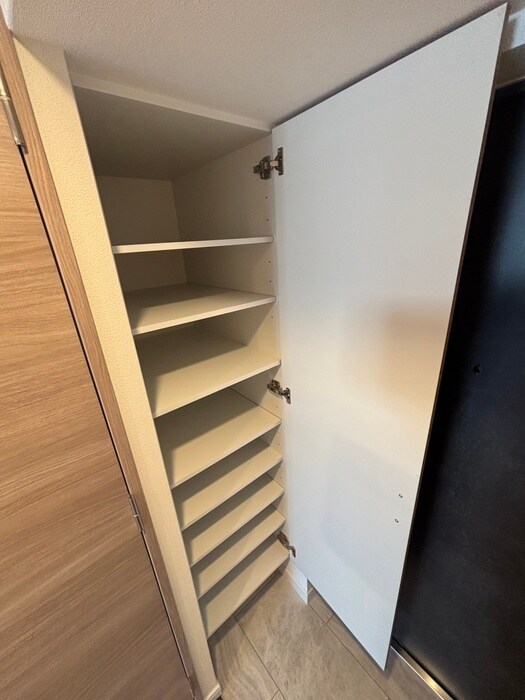 物件内観写真18　(靴箱)