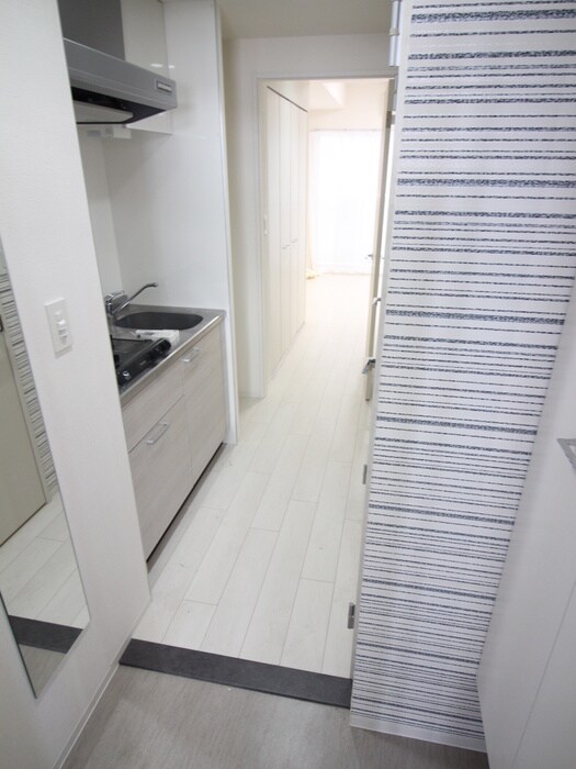 物件内観写真17　(玄関)