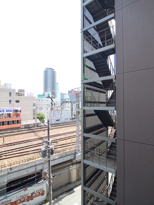 物件内観写真22　(室内からの展望)