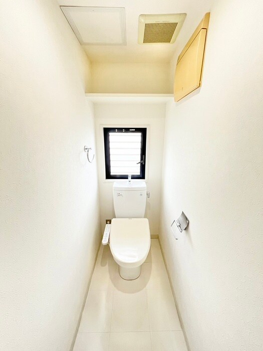 物件内観写真9　(トイレ)