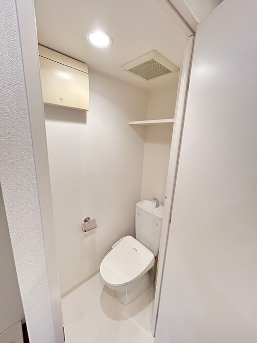 物件内観写真12　(トイレ)