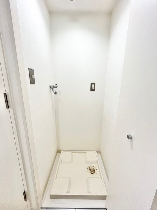 物件内観写真17　(洗濯機置場)